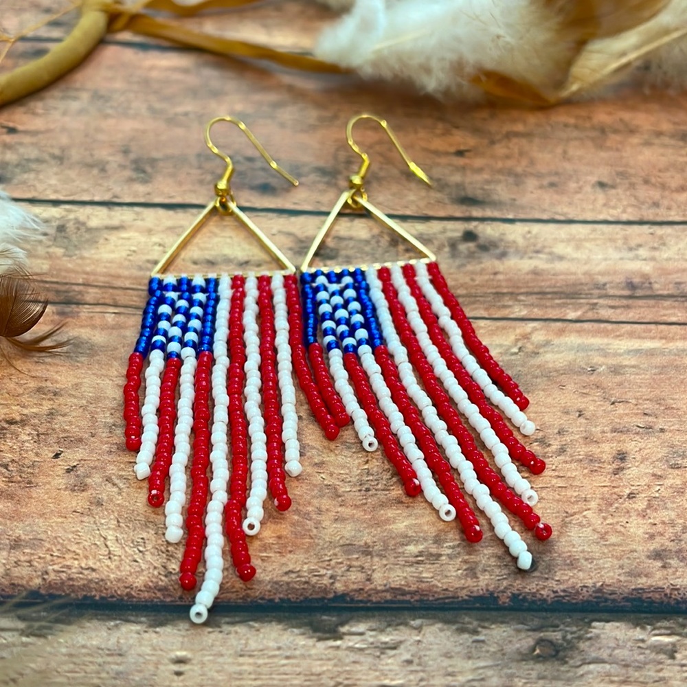 American flag Beaded Earring - Picture 4 of 5